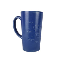 Cargar imagen en el visor de la galería, Taza alta de alta temperatura decorada con patrones lineales
