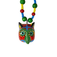 Cargar imagen en el visor de la galería, Collar de máscara miniatura del baile de los Morenos, tallada y decorada a mano
