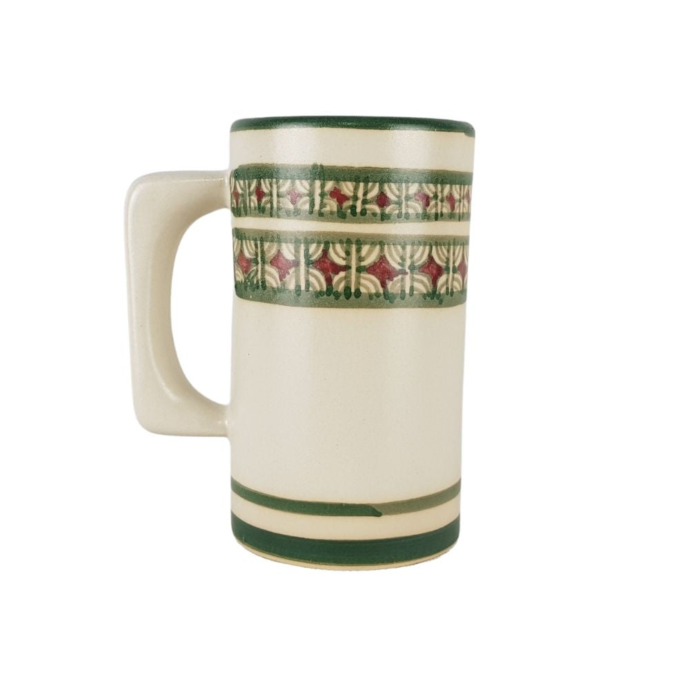 Taza alta de alta temperatura decorada con patrones lineales
