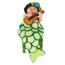 Cargar imagen en el visor de la galería, Sirena mexicana con escamas de limón, figura de barro de Tlaquepaque Jalisco

