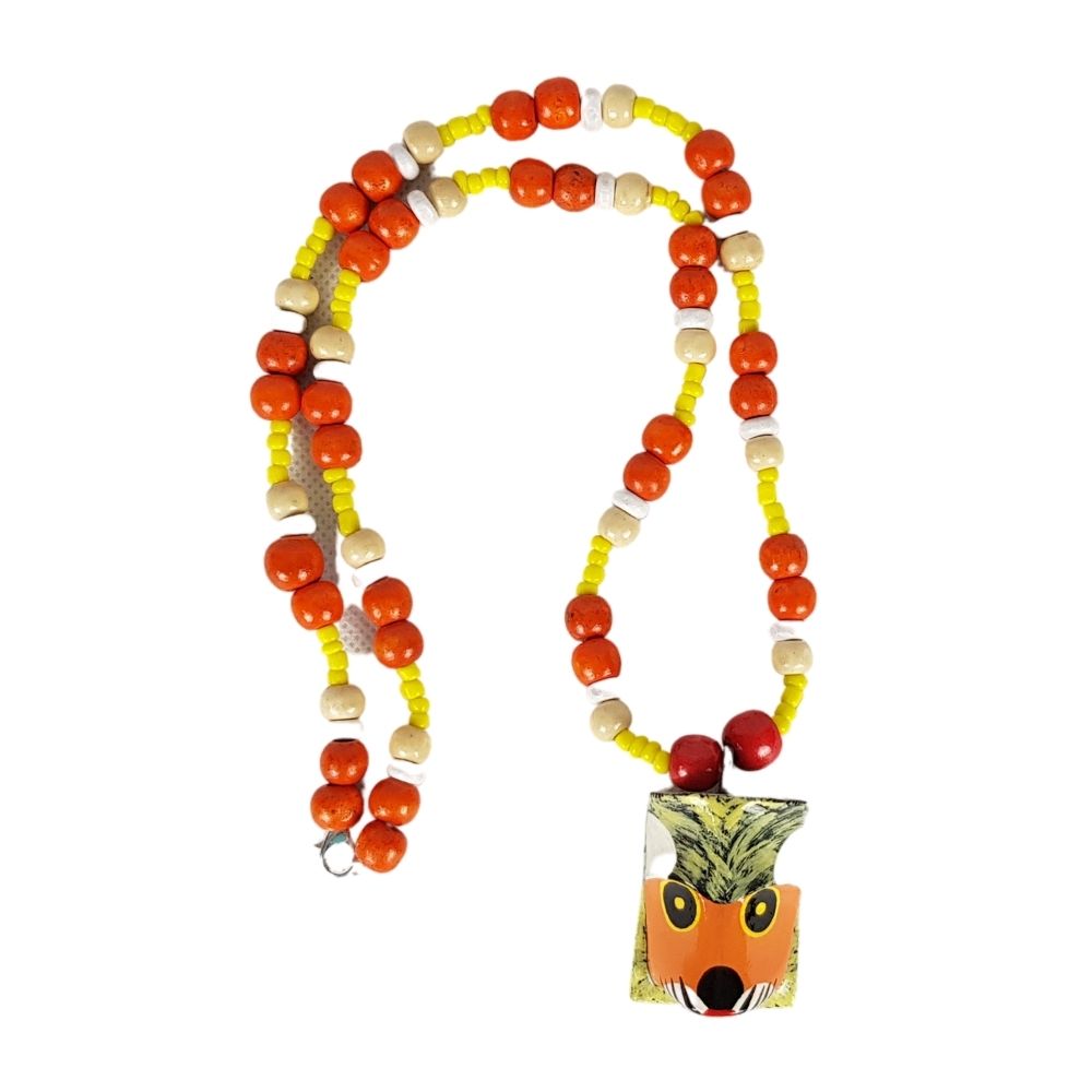 Collar de máscara miniatura del baile de los Morenos, tallada y decorada a mano