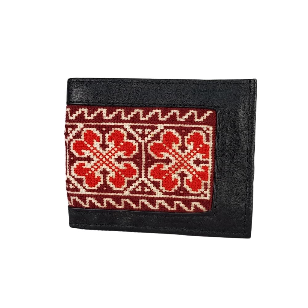 Cartera de piel con bordado wixárica