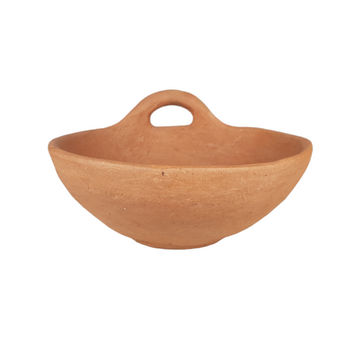 Esta cazuela recibe el nombre de machucador es ideal para la cocina y es de la sierra mixe de Oaxaca