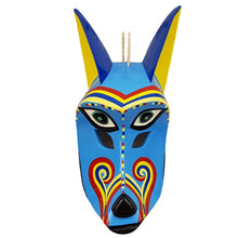 Cargar imagen en el visor de la galería, Máscara ceremonial de coyote con bigotes de arcoíris, capitán #1 del baile de los Morenos
