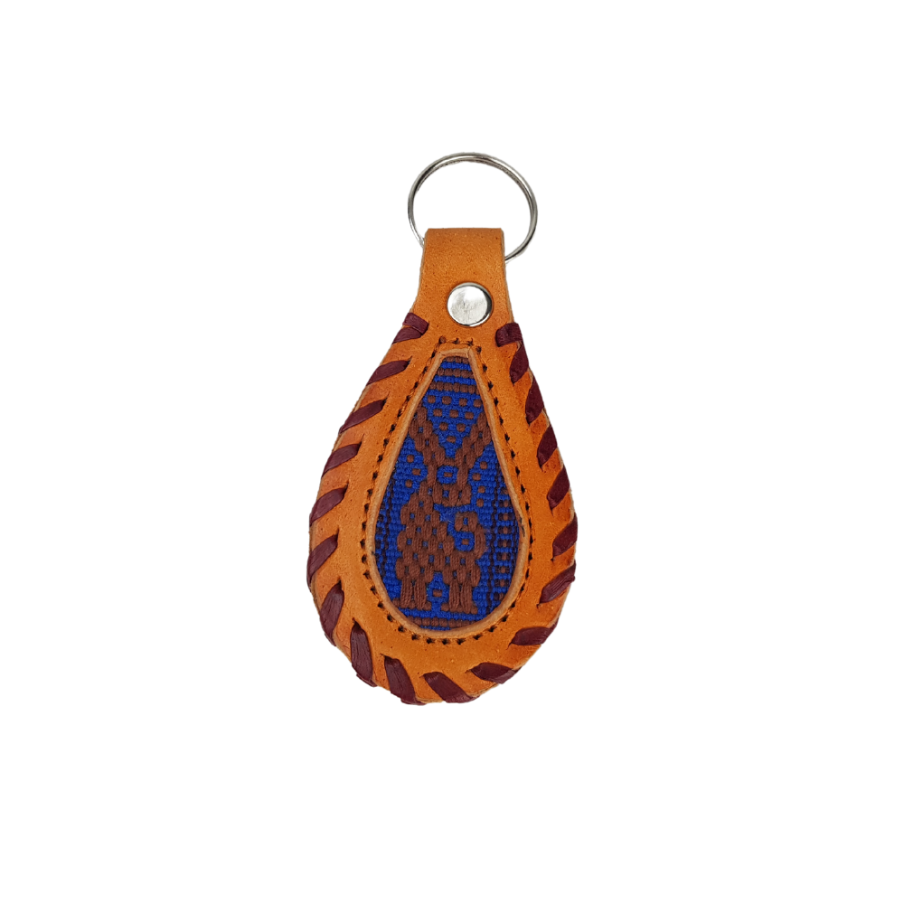 Llavero gota de piel con textil decorado con motivos Oaxaqueños