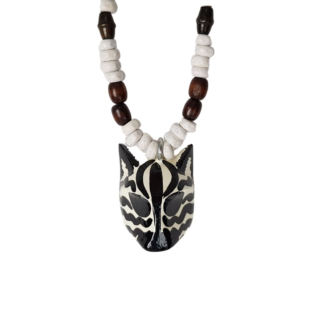 Collar de máscara miniatura del baile de los Morenos, tallada y decorada a mano