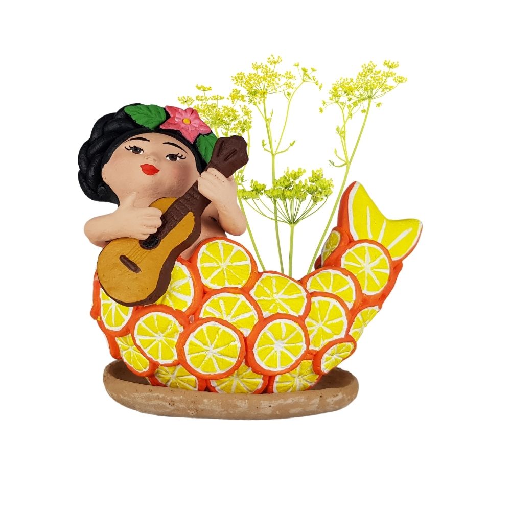 Maceta sirena mexicana con escamas frutales, figura de barro de Tlaquepaque Jalisco