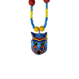 Collar de máscara miniatura del baile de los Morenos, tallada y decorada a mano