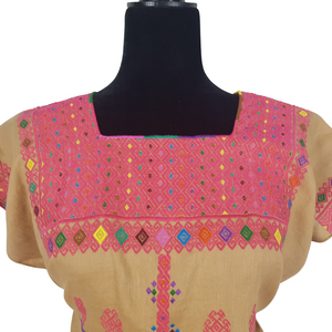 Blusa de lino con bordados Tzotziles tradicionales de Chiapas color café con rosa y varios colores