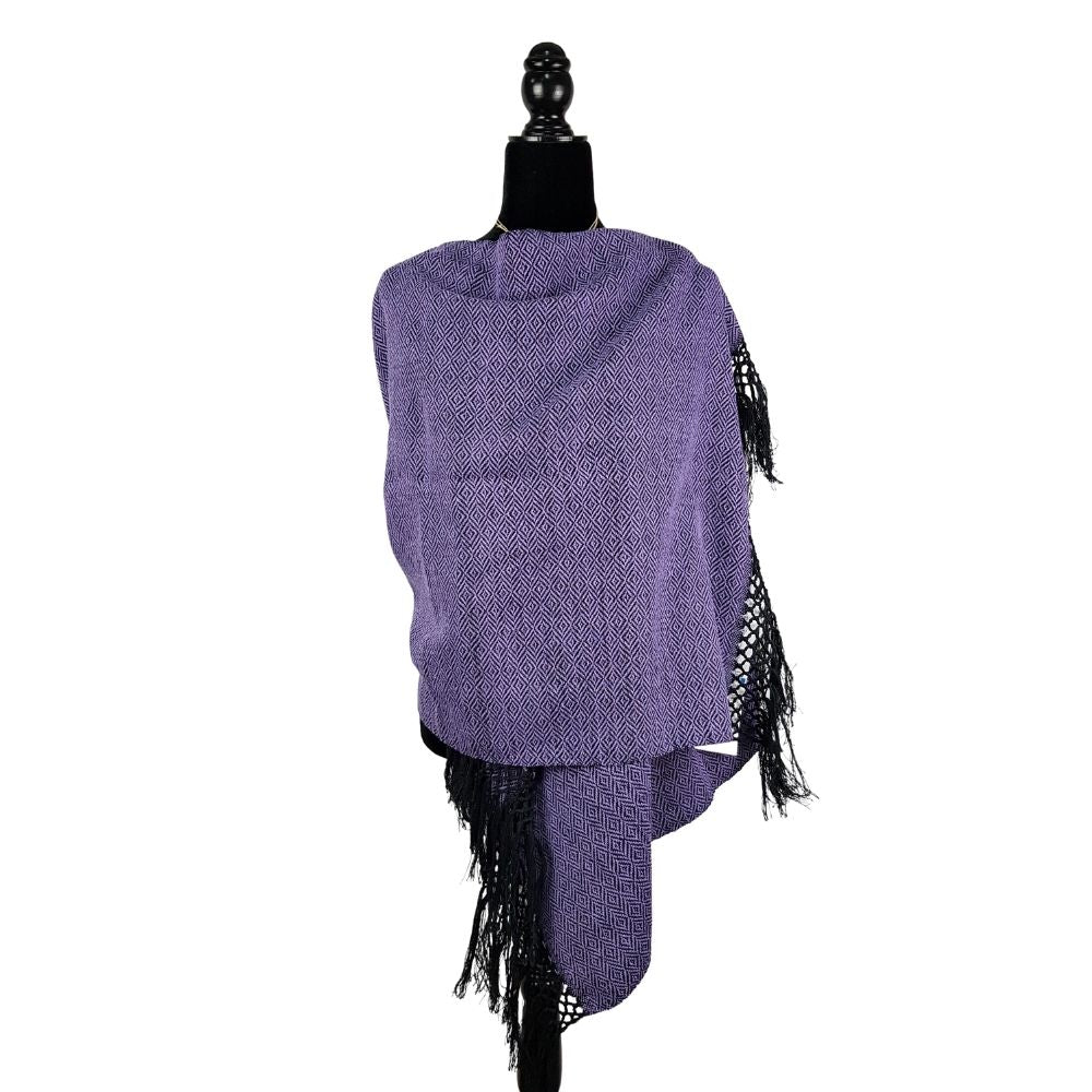 Rebozo mexicano de rombos elaborado con hilo de algodón