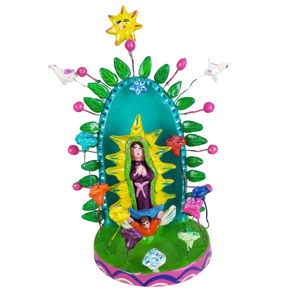Virgen de barro betus hecho por Silvia Olea