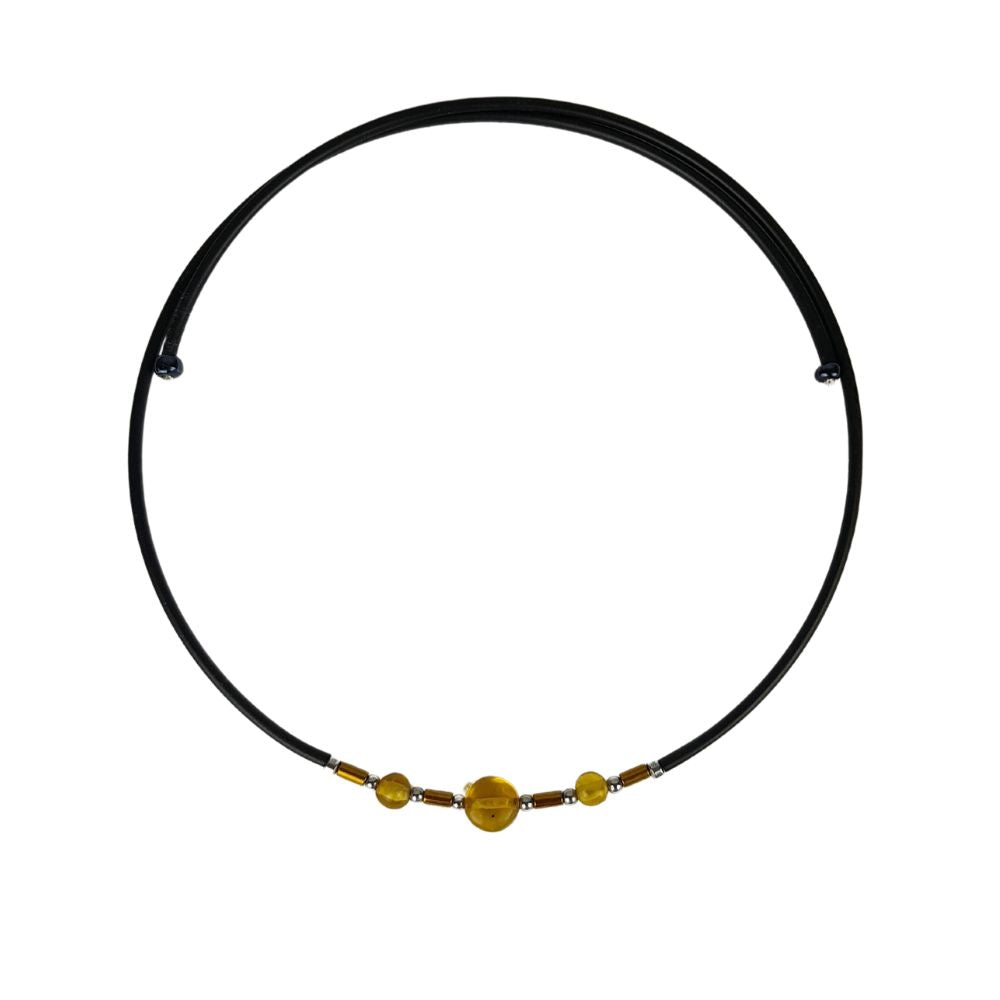 gargantilla de caucho con piedra natural ámbar