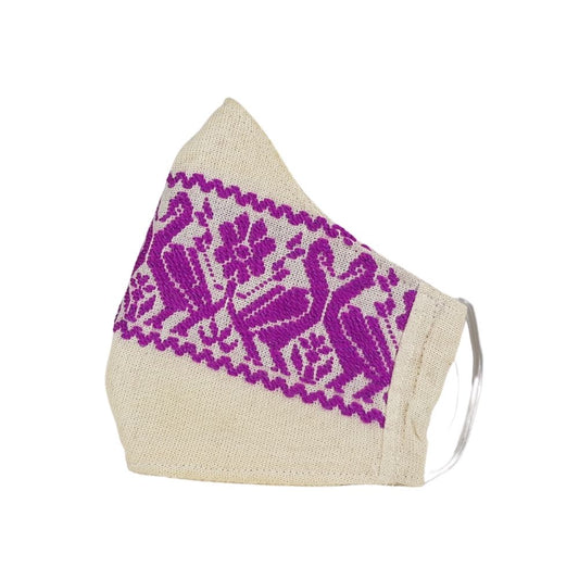 Cubrebocas manta con bordado de hilván tradicional de Puebla