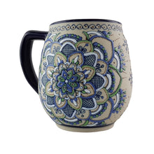 Cargar imagen en el visor de la galería, Tarro cervecero de cerámica Servin decorado a mano con mandalas
