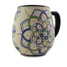 Cargar imagen en el visor de la galería, Tarro cervecero de cerámica Servín decorado a mano con mandalas
