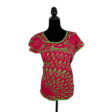 Cargar imagen en el visor de la galería, Blusa mediana de gala mazateca con bordado relleno de Jalapa de Díaz, verde con rosa

