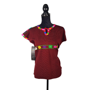 Blusa chiapaneca con brocados tradicionales de Aldama Chiapas